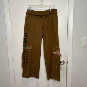 SACK’S  Luxury joggers SZ 2 (L). 100% cotton, flared bottom. Lots of details.